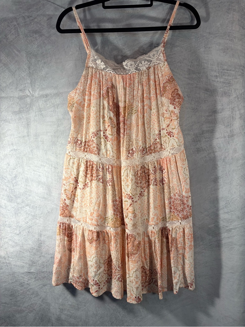 WallFlower Boho Floral Lace Trim Dress Size Medium Adjustable Straps